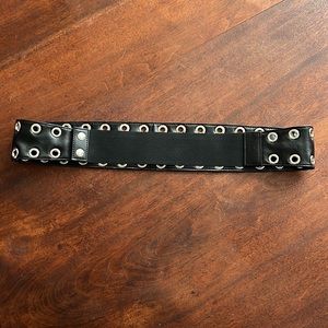 Belt Black Grommet with Elastic Belt Sz 14/16